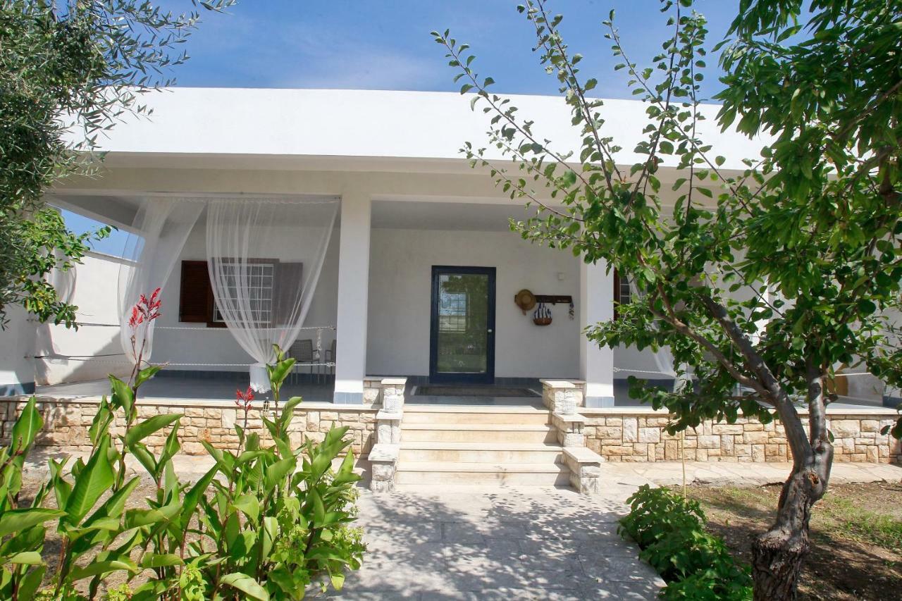 ג'ובינאצו B&B Villa Al Mare מראה חיצוני תמונה