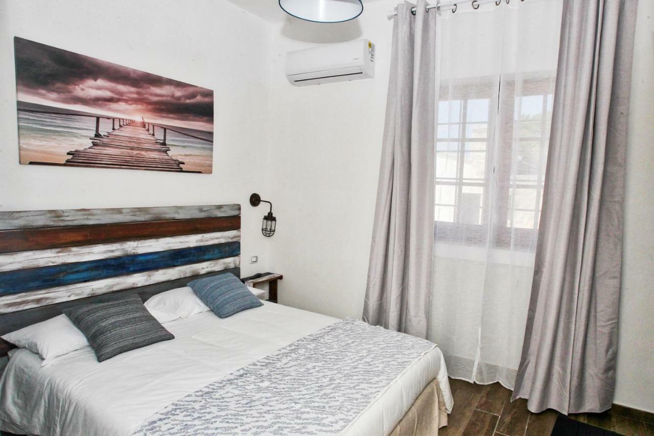 ג'ובינאצו B&B Villa Al Mare מראה חיצוני תמונה